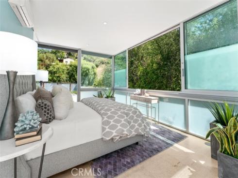 276  Canyon Acres   Drive, Laguna Beach, CA