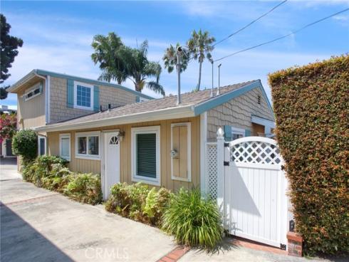 355  Pearl Street  , Laguna Beach, CA