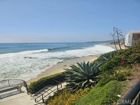 355  Pearl Street  , Laguna Beach, CA