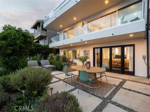 1119  Katella   Street, Laguna Beach, CA