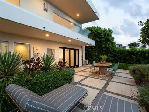 1119  Katella   Street, Laguna Beach, CA