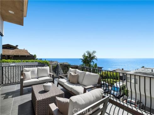 163  Nyes   Place, Laguna Beach, CA