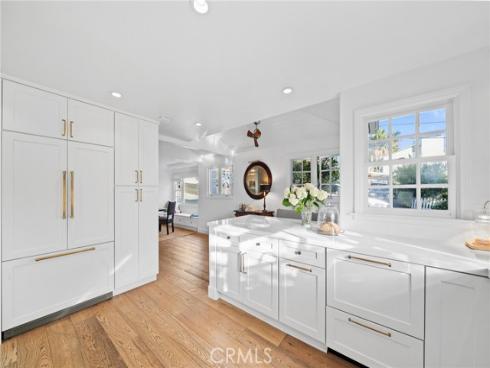 31847  8th   Avenue, Laguna Beach, CA