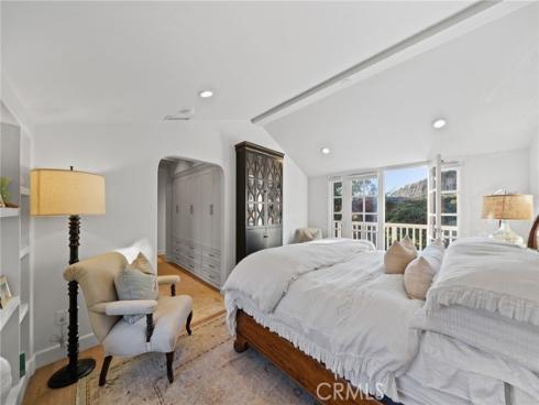 31847  8th   Avenue, Laguna Beach, CA