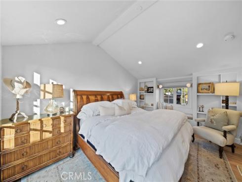 31847  8th   Avenue, Laguna Beach, CA