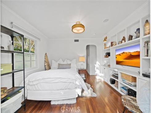 31847  8th   Avenue, Laguna Beach, CA