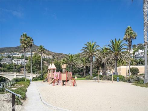 31847  8th   Avenue, Laguna Beach, CA