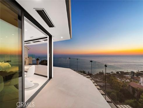 521  Alta Vista   Way, Laguna Beach, CA