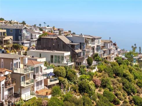 895  Quivera   Street, Laguna Beach, CA