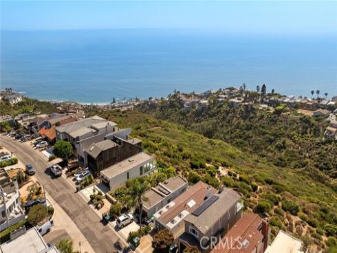 895  Quivera   Street, Laguna Beach, CA