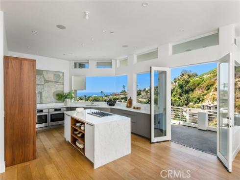 547  Temple Hills   Drive, Laguna Beach, CA