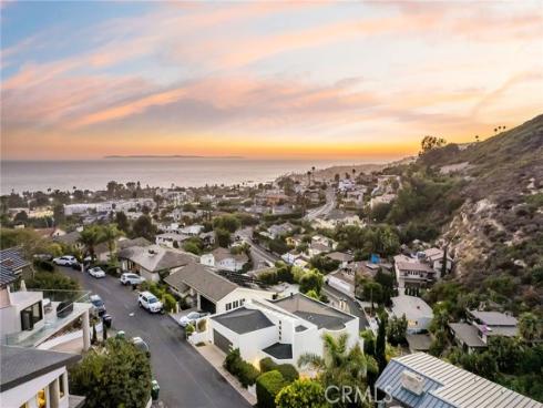 547  Temple Hills   Drive, Laguna Beach, CA