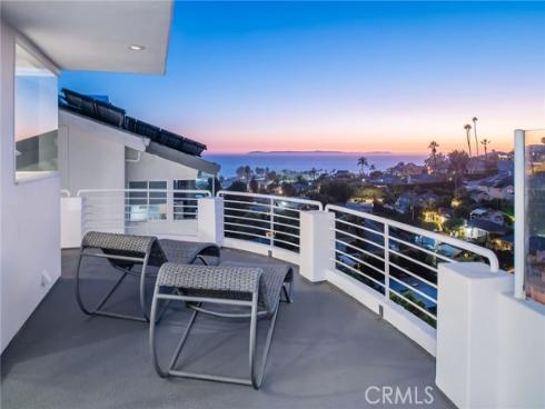 547  Temple Hills   Drive, Laguna Beach, CA