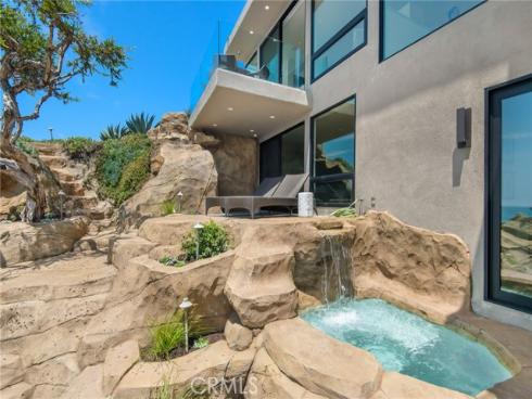 1715  Ocean   Way, Laguna Beach, CA