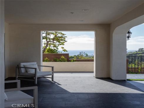 1060  Van Dyke   Drive, Laguna Beach, CA