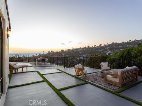 1060  Van Dyke   Drive, Laguna Beach, CA