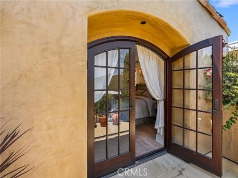 1165  Noria   Street, Laguna Beach, CA