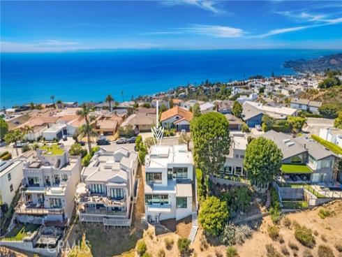 773  Barracuda Way  , Laguna Beach, CA