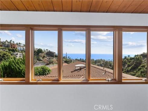 967  Meadowlark   Lane, Laguna Beach, CA