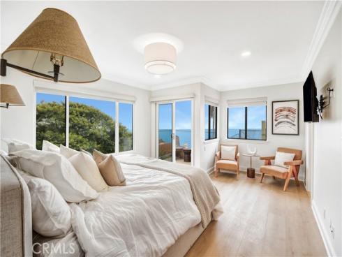 32041  Point   Place, Laguna Beach, CA