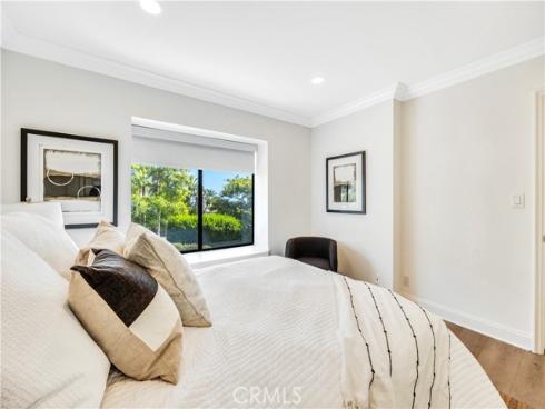 32041  Point   Place, Laguna Beach, CA