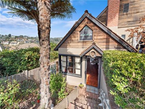 1048  Van Dyke   Drive, Laguna Beach, CA