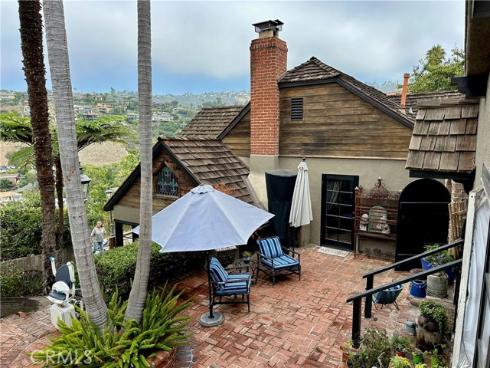 1048  Van Dyke   Drive, Laguna Beach, CA