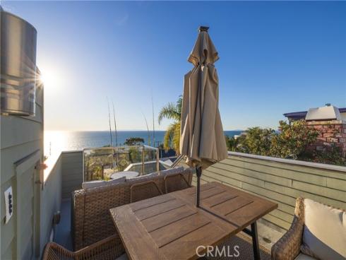 31911  Crestwood Place  , Laguna Beach, CA