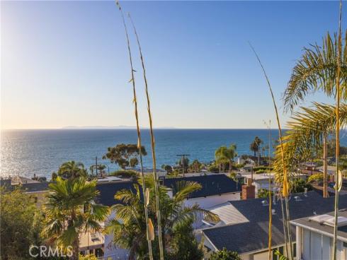 31911  Crestwood Place  , Laguna Beach, CA