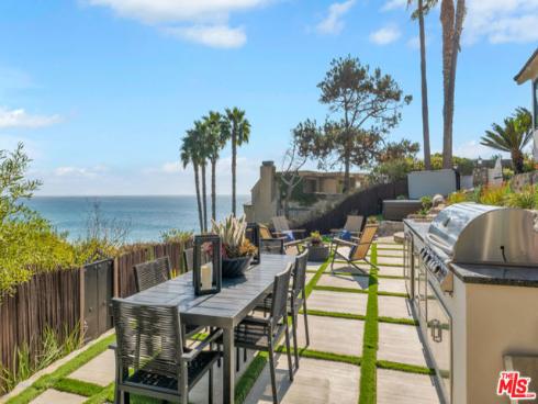 10  Camel Point   Drive, Laguna Beach, CA