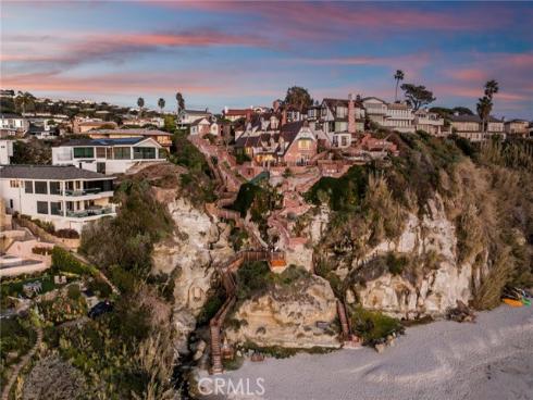 6  Barranca   Way, Laguna Beach, CA