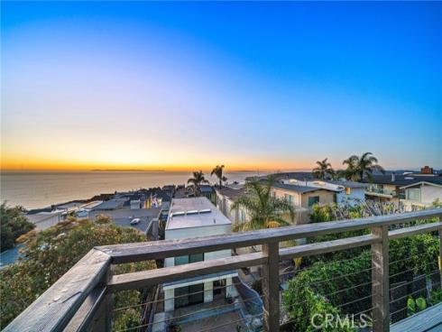 875  Santa Ana   Street, Laguna Beach, CA