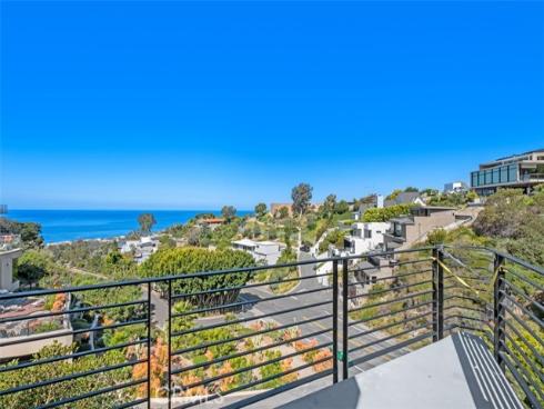 901  Summit   Drive, Laguna Beach, CA