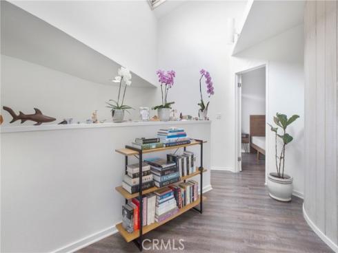 253 Fairview Street, Laguna Beach, CA