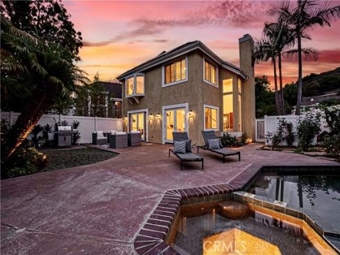 25  La Costa   Court, Laguna Beach, CA