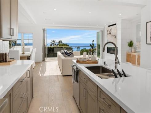 1371 N Coast Highway  , Laguna Beach, CA