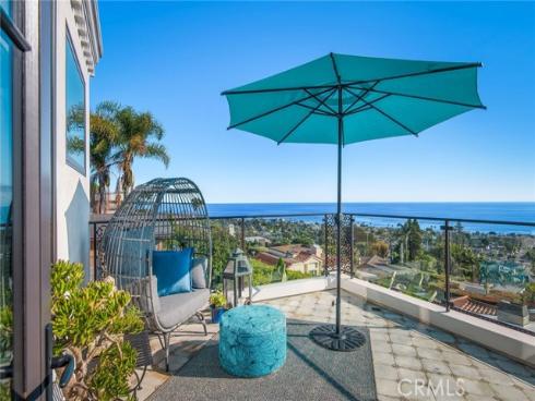 825  Coast View   Drive, Laguna Beach, CA