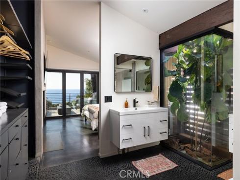 31844  Coast  , Laguna Beach, CA