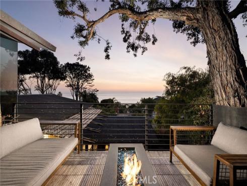 31844  Coast  , Laguna Beach, CA