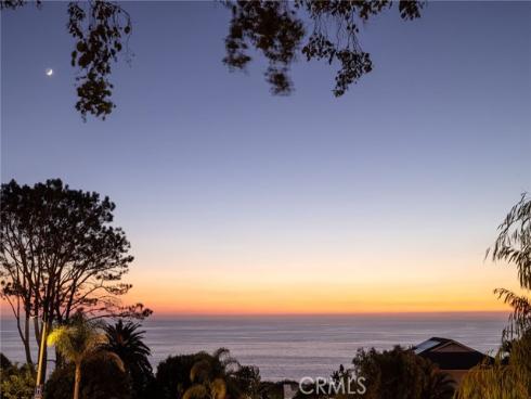 31844  Coast  , Laguna Beach, CA