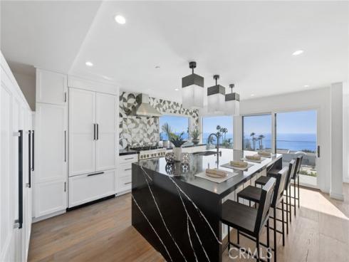 723  Balboa   Avenue, Laguna Beach, CA