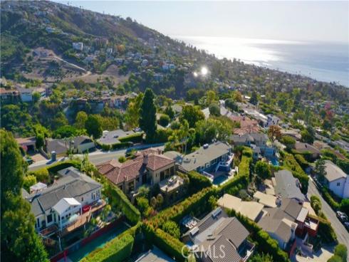 1330  Temple Hills   Drive, Laguna Beach, CA