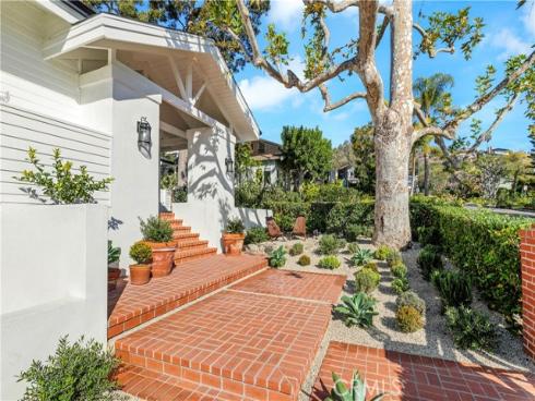 432 Holly Street, Laguna Beach, CA