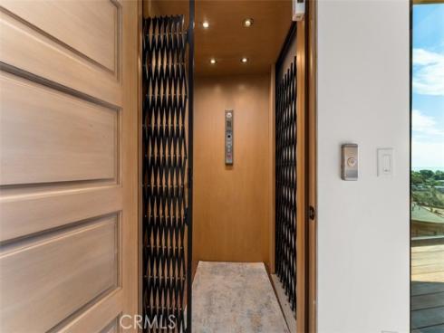 1074 Flamingo Road, Laguna Beach, CA