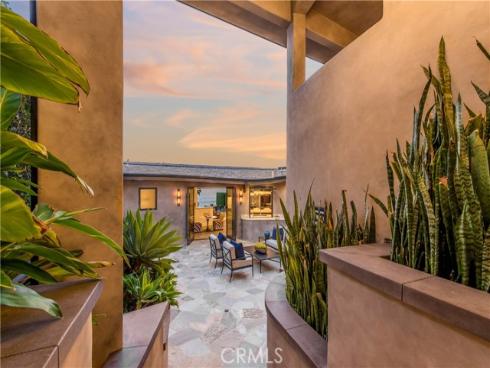 26 S La Senda Drive, Laguna Beach, CA