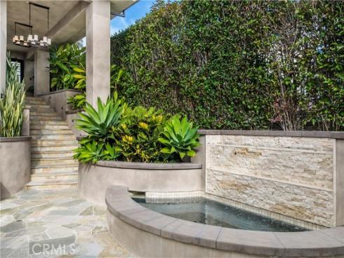 26 S La Senda Drive, Laguna Beach, CA