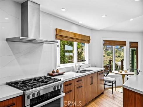 2335 Hillview Drive , Laguna Beach, CA