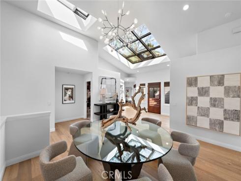 2335 Hillview Drive , Laguna Beach, CA