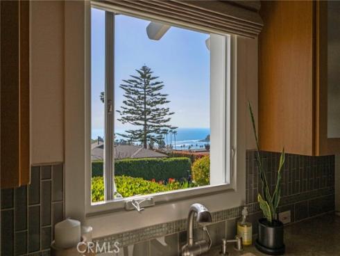 331 Ledroit Street , Laguna Beach, CA