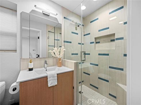 331 Ledroit Street , Laguna Beach, CA